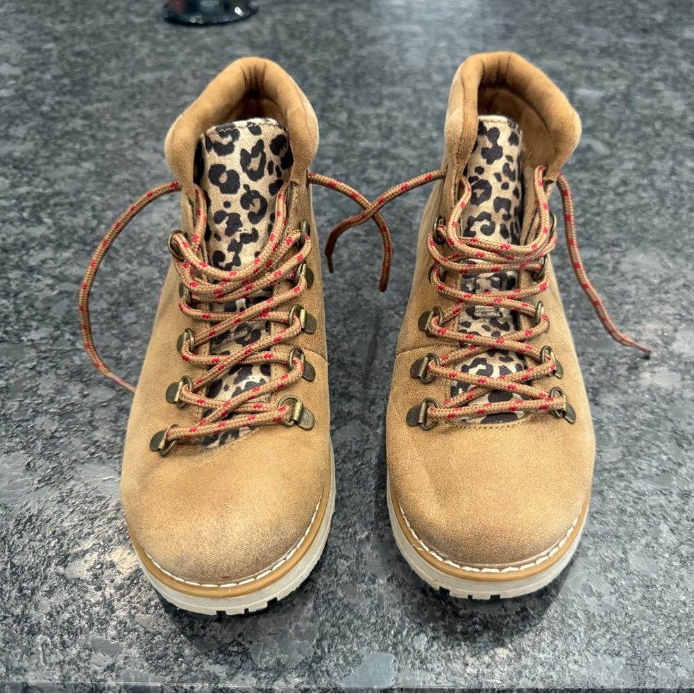 BOBS from Skechers Suede With Leopard Print Tongue- Women’s Size 6